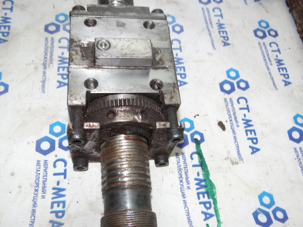 Шарико-винтовая пара ШВП L=720мм L резьбы=370мм d40 шаг 5мм в сборе с корпусом гайки