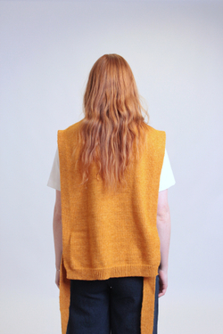 Манишка из шерсти оранжевая