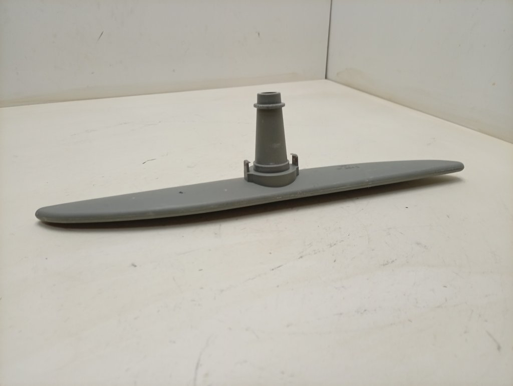 ESL46050 ктп8 Нижний импеллер для посудомоечных машин Electrolux AEG Zanussi 1527271207 б/у