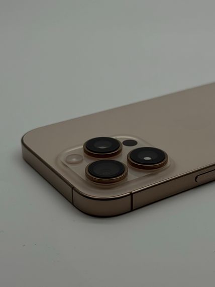 iPhone 16 Pro 256Gb Desert Titanium