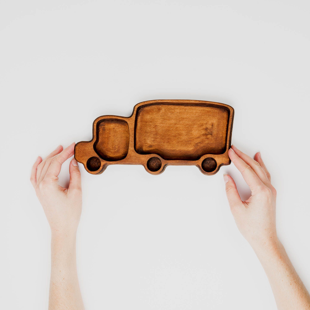 Деревянная менажница "Грузовик" из кедра