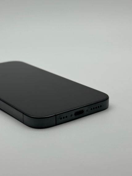 iPhone 15 Pro 256Gb Black Titanium