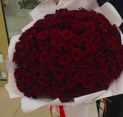 Букет из 101 розы красный (70-80 см)