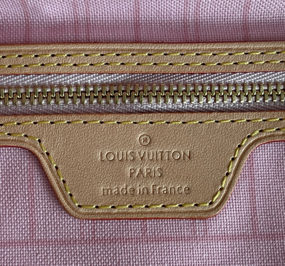 Louis Vuitton Neverfull PM