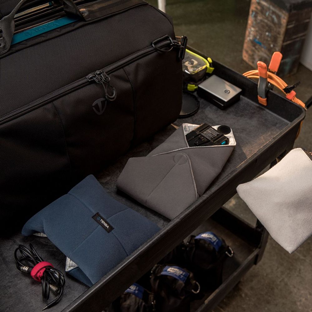 Tenba Cineluxe Shoulder Bag 16