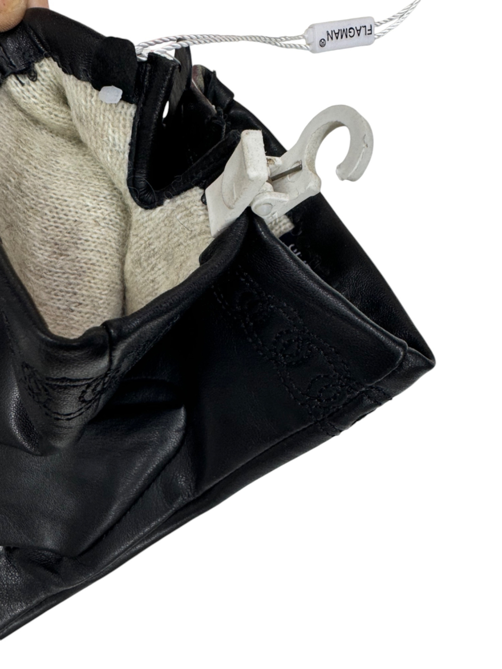 Перчатки.Женские.Материал верха: Кожаные люкс качества.Подклад: Трикотаж-шерсть.В упаковке 5 шт.