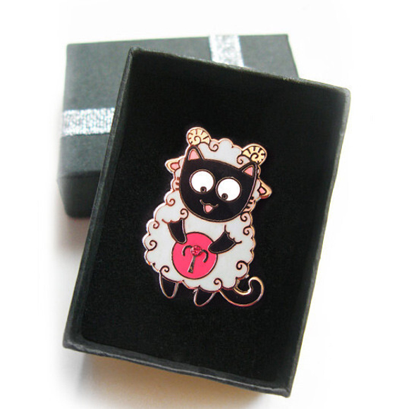 Брошка-значок "Знак Зодиака Котоовен"