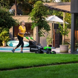 Аккумуляторная газонокосилка Greenworks GD40LM46SPK5 (1 x 5 Ач, ЗУ) 2506807UG