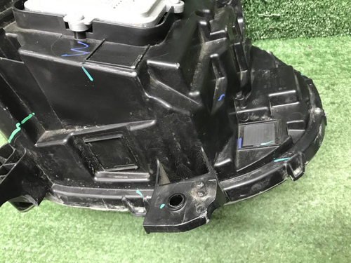 Битая Фара левая Tank 300 (2021-н.в.) LED