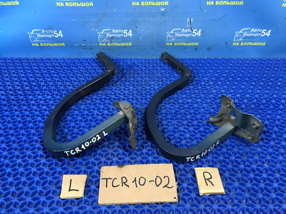 Петля капота левая TOYOTA ESTIMA 1999