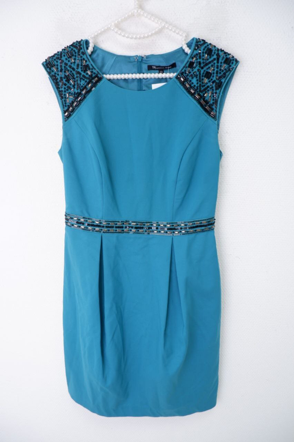 Платье TFJ с бисером 44 размер