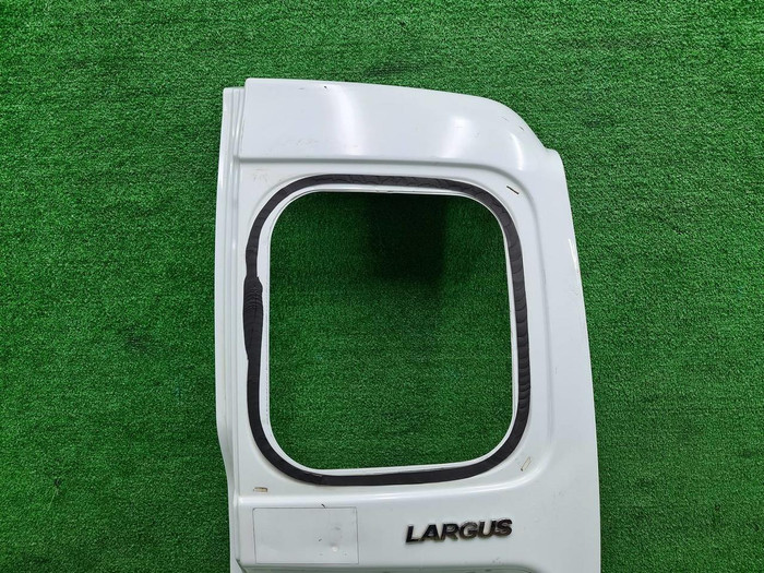 Дверь багажника правая Lada Largus (2012-н.в.)