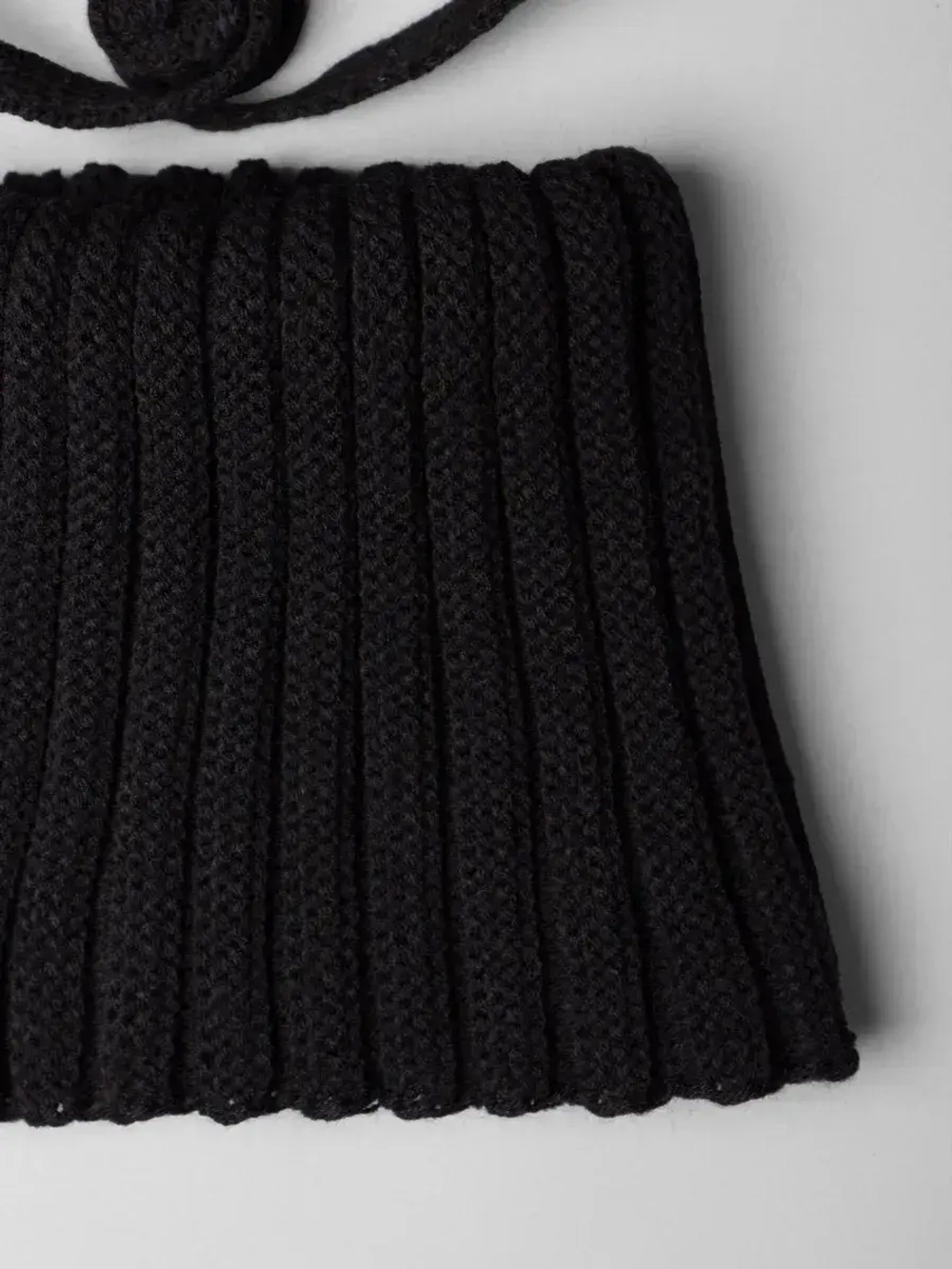 Шапка детская на осень и снуд с завязками