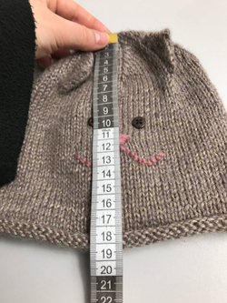 Шапка с милой мордочкой на 2/3 года