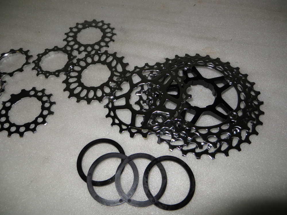 Кассета Sram 1050 + цепь KMC x10