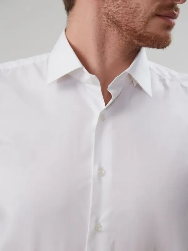 Рубашка приталенная SLIM FIT с длинным рукавом, белая