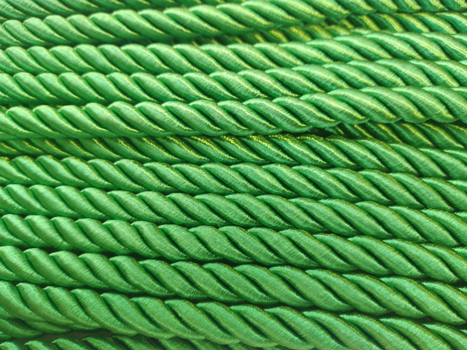 шнур витой однотонный 10мм зеленая 38