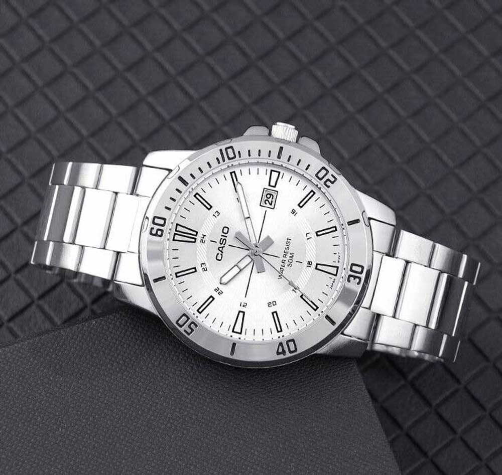 Часы Casio MTP-VD01D-7C