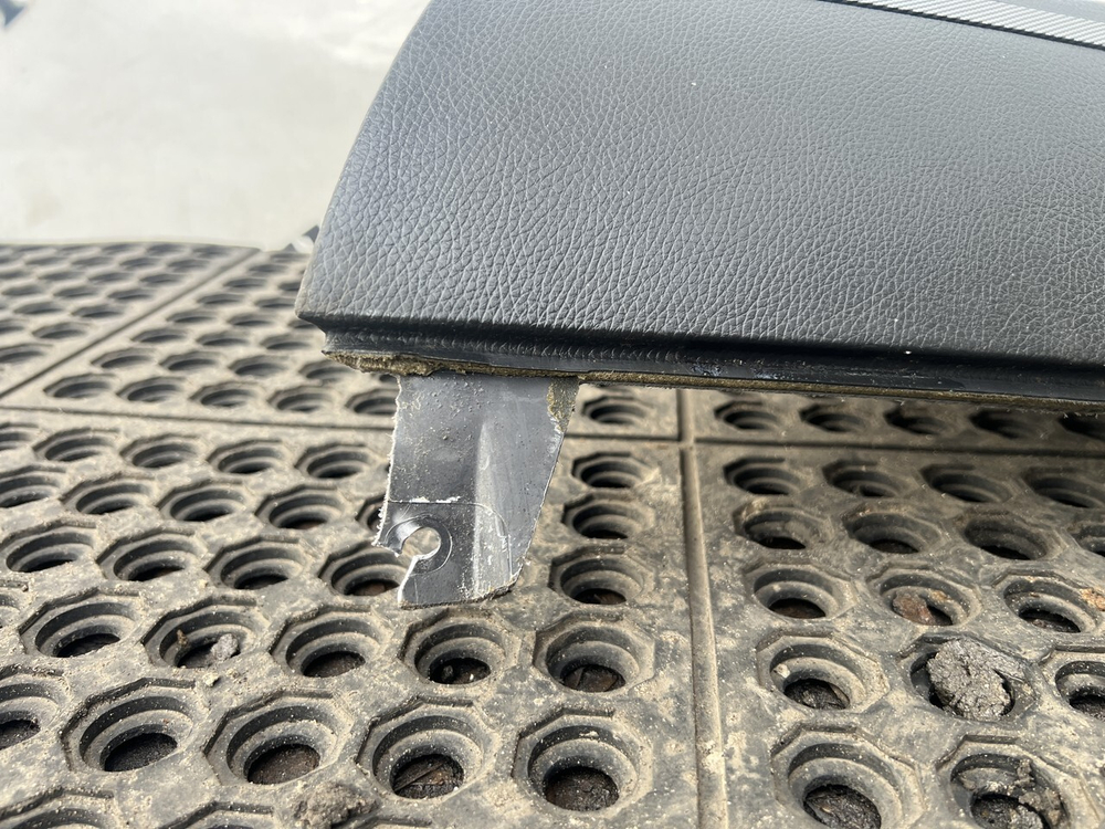 Накладка торпедо 2023г