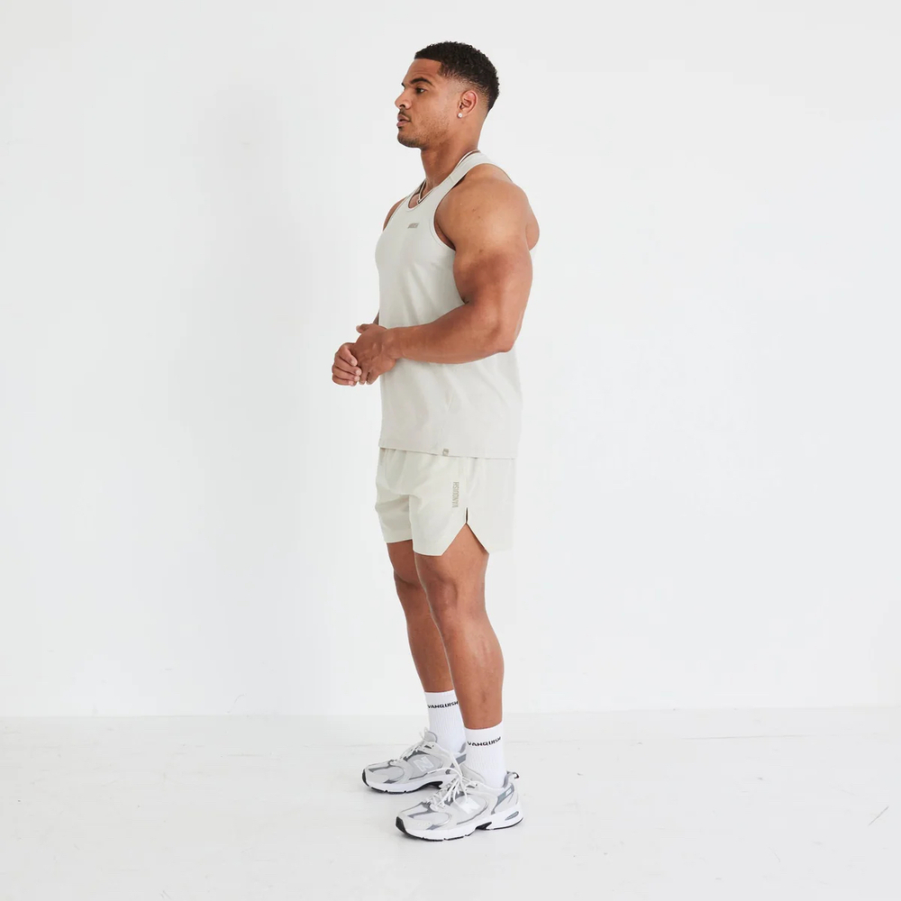 Шорты VANQUISH Essential Performance Shorts Stone