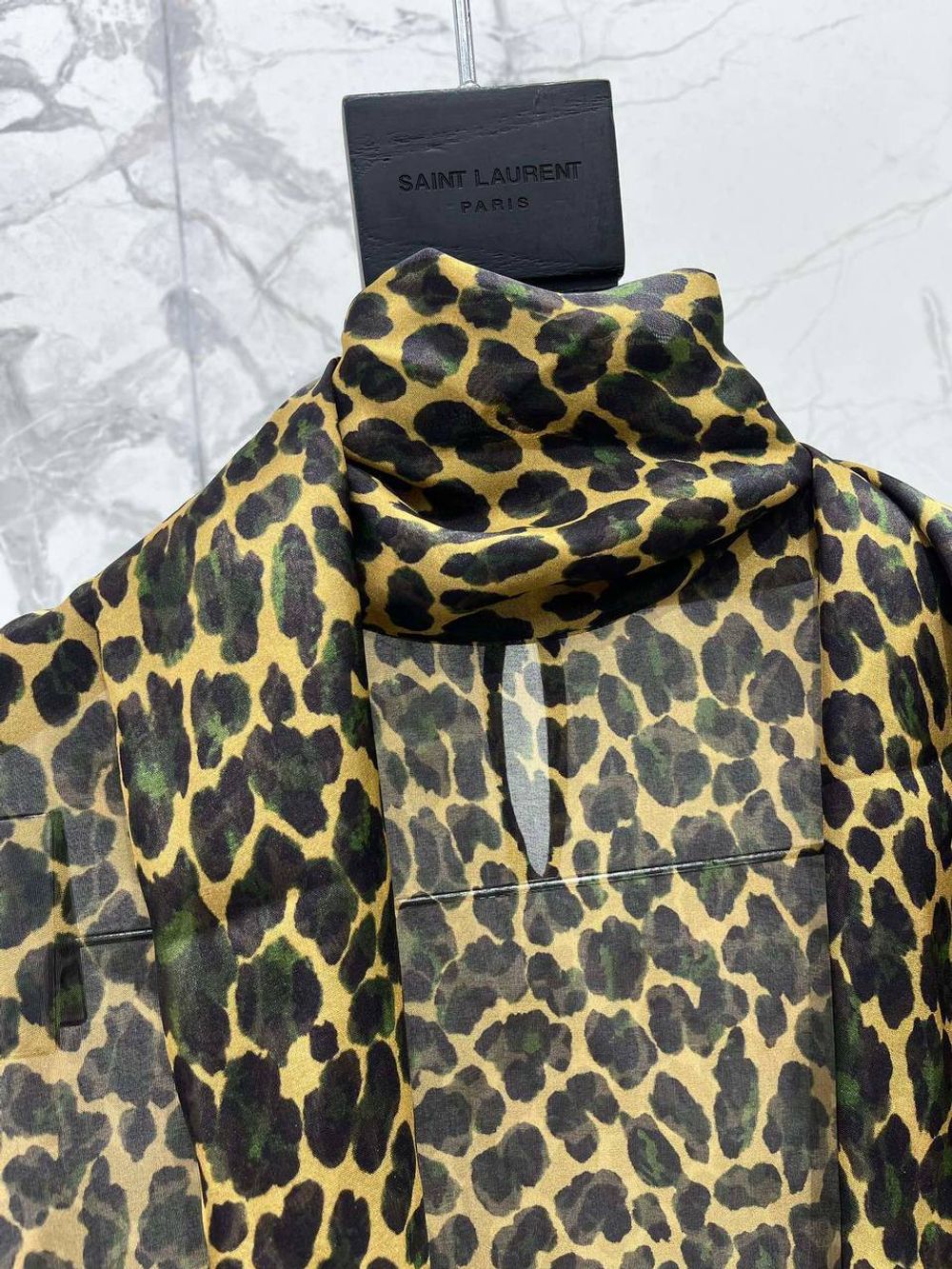 Блузка Yves Saint Laurent