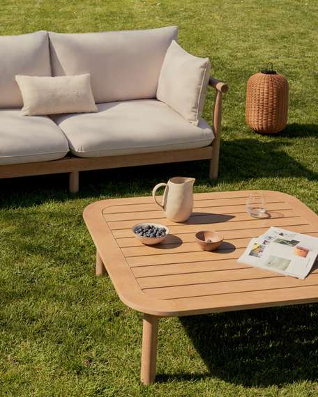 Комплект мебели Sacova из массива эвкалипта, 5-местный угловой диван и журнальный столик