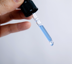 DEAR, KLAIRS Cыворотка с пептидами Midnight Blue Youth Activating Drop (20 мл)