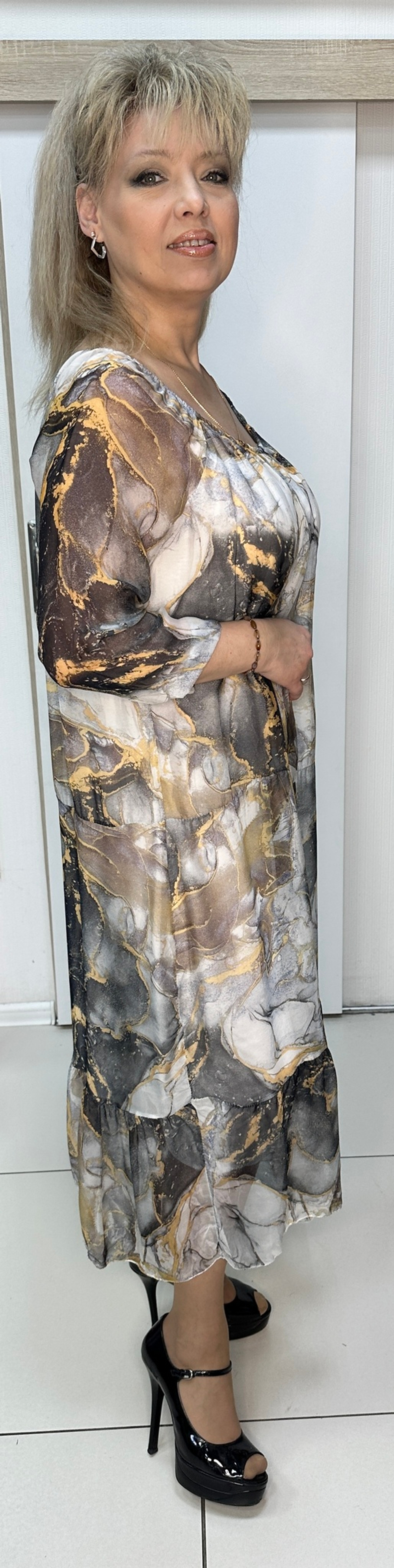 Нарядное двойное платье с регулировкой декольте