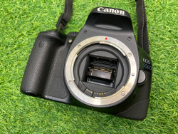 Canon 550D Kit 18-55mm 3.5-5.6 II IS 10.000 кадров