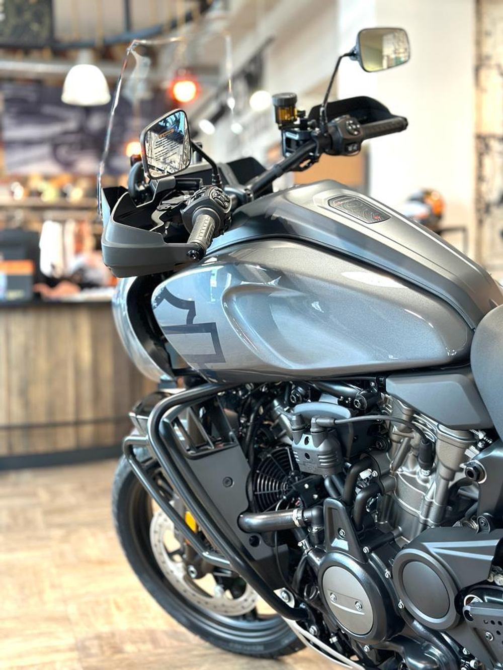 Harley-Davidson Pan America 1250 Special Gauntlet Gray Metallic