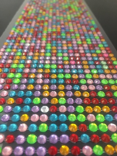 Стразы самоклеющиеся Разноцветные d=4 мм 1000 шт