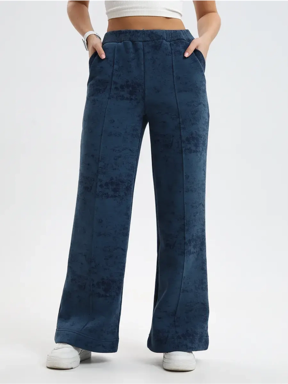 Брюки теплые с начесом прямые на зиму