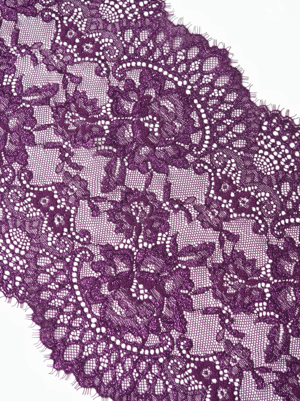 Кружево шантильи эластичное фиолетовое с люрексом ширина 22 см