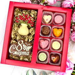 Шоколадный подарок "С 8 марта. Ваза с тюльпанами": шоколадка-надпись, фигурка и 8 конфеты ручной работы