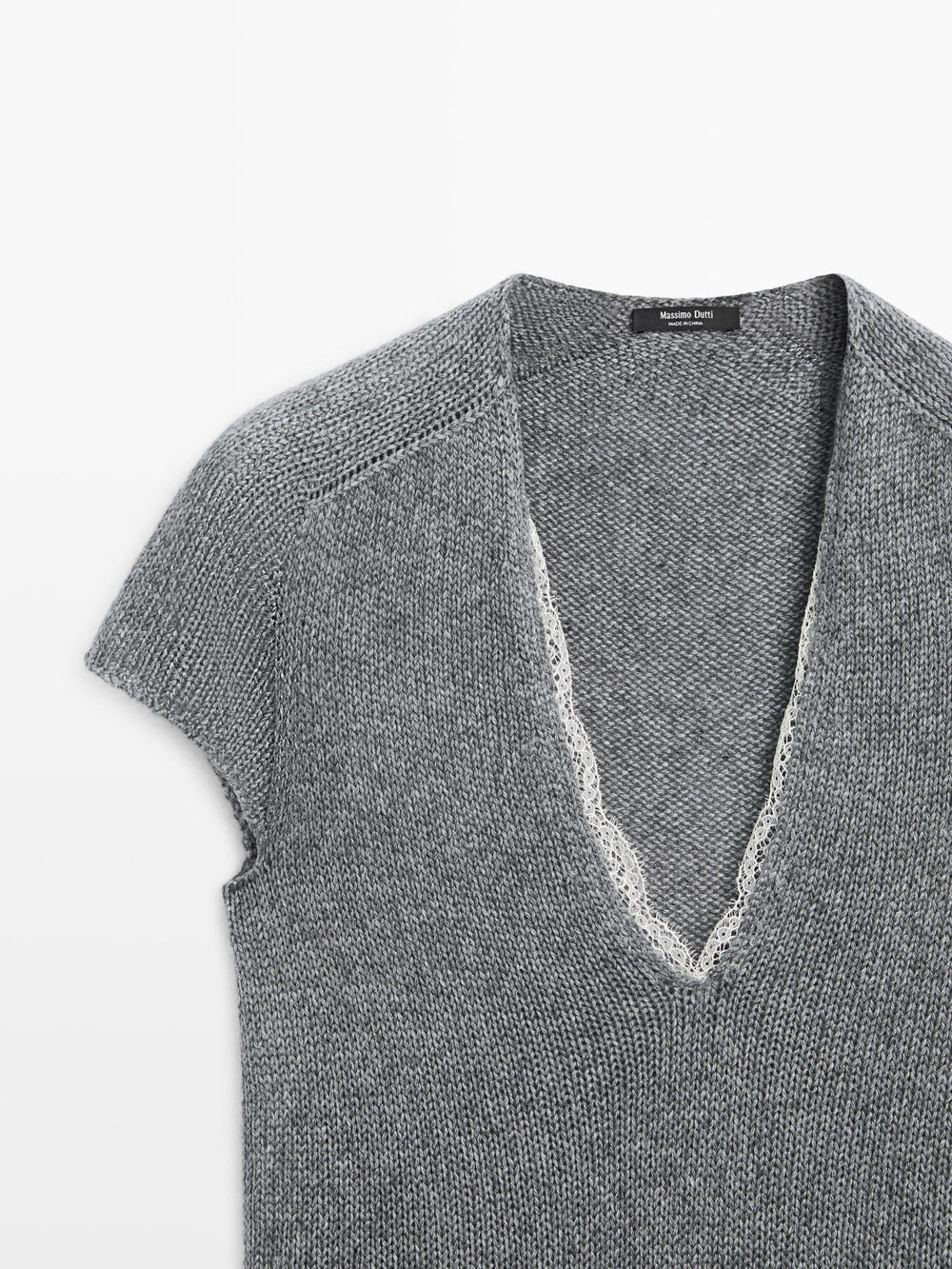 Massimo Dutti Свитер из трикотажа с короткими рукавами и отделкой кружевом, серый