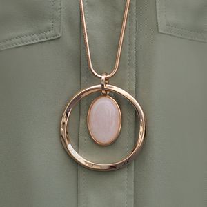 Колье и кулоны Fiore Luna