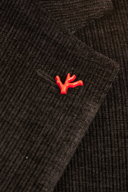 Вельветовый костюм Isaia