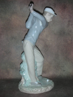 Статуэтка. Фарфор. Гольфист. Lladro. Испания