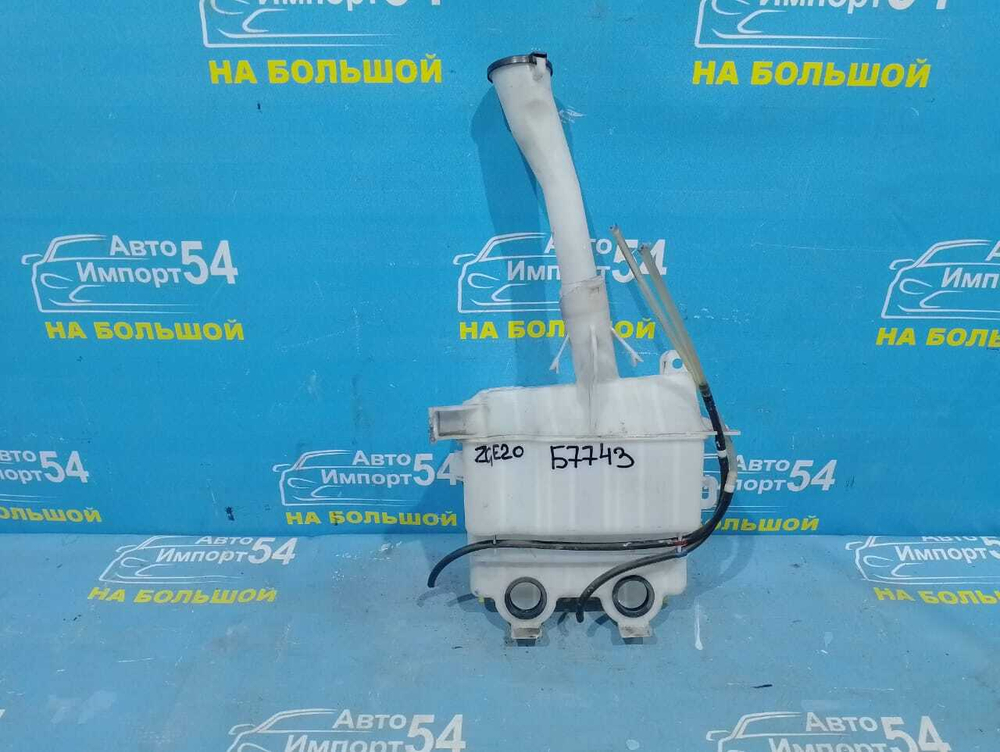 Бачок омывателя TOYOTA WISH 2009-2017