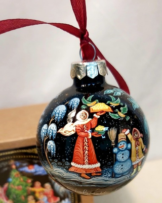Шар новогодний с ручной росписью  Палех "Зимние забавы"
