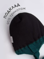 Шапка зимняя для мальчика на завязках и снуд