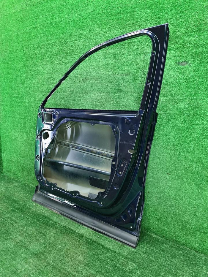 Дверь передняя правая Genesis GV70 (2020-н.в.)