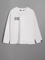 Белый лонгслив оверсайз для школы