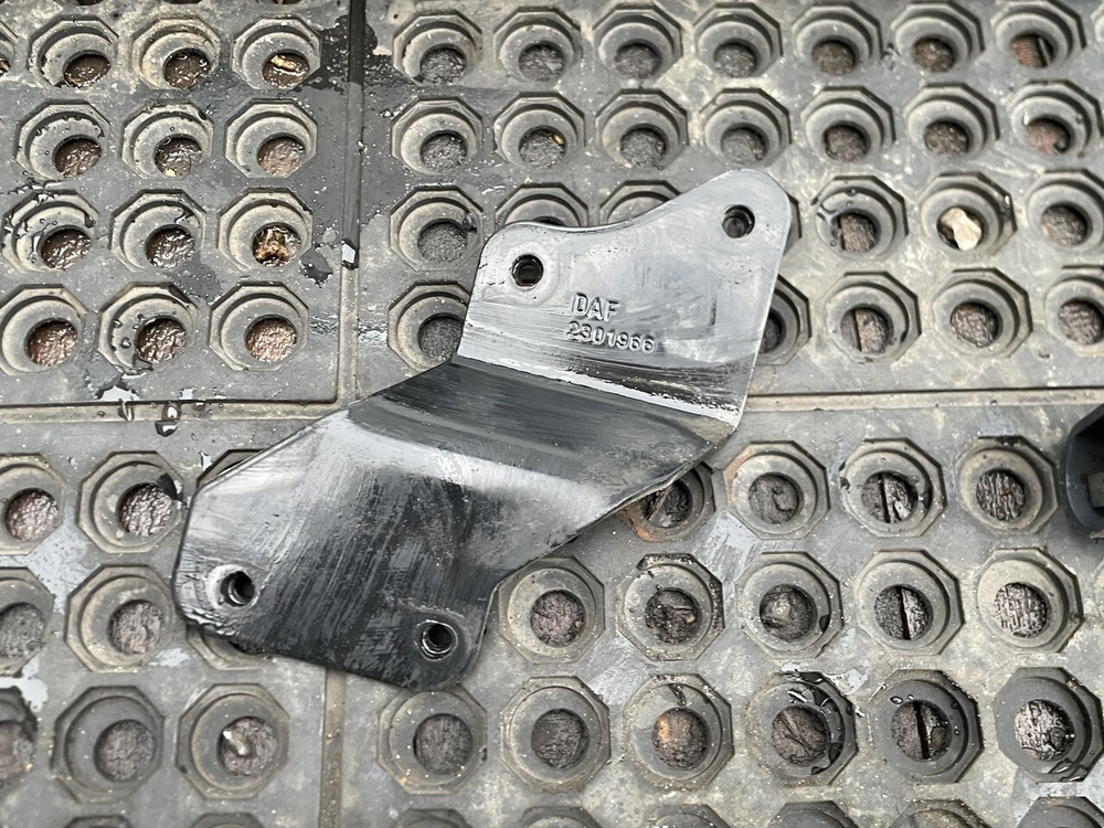 Комплект спойлеров шасси 2023г