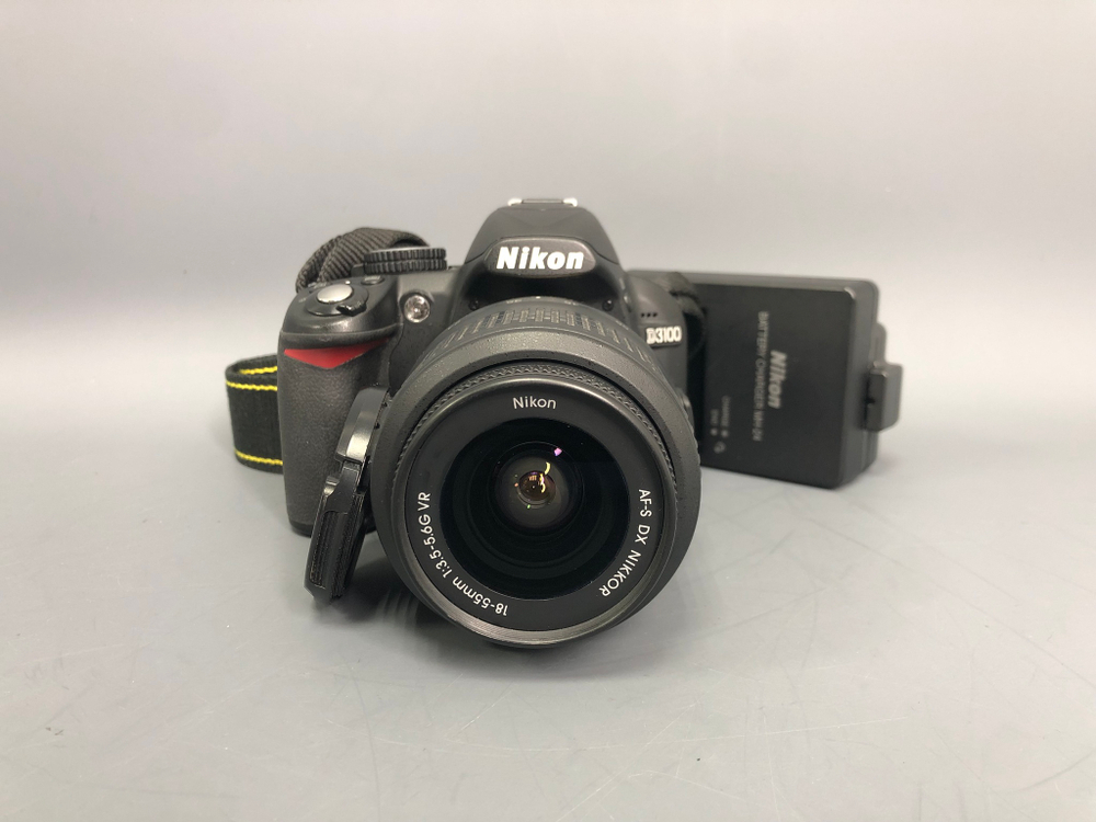 Nikon D3100 + 18-55mm 3.5-5.6G VR 5.300 кадров