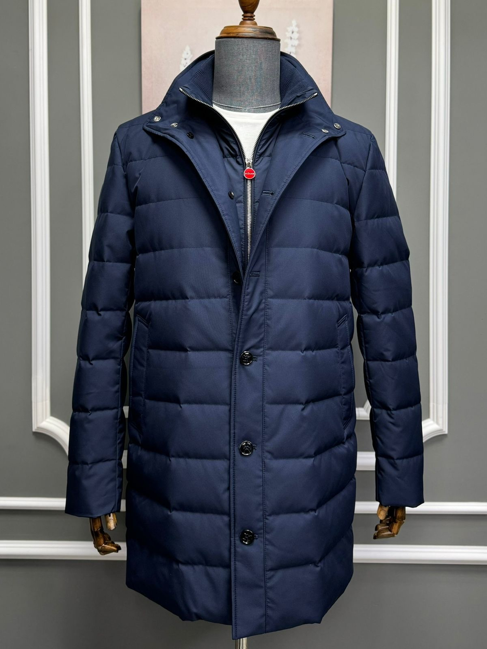 Пуховик Kiton