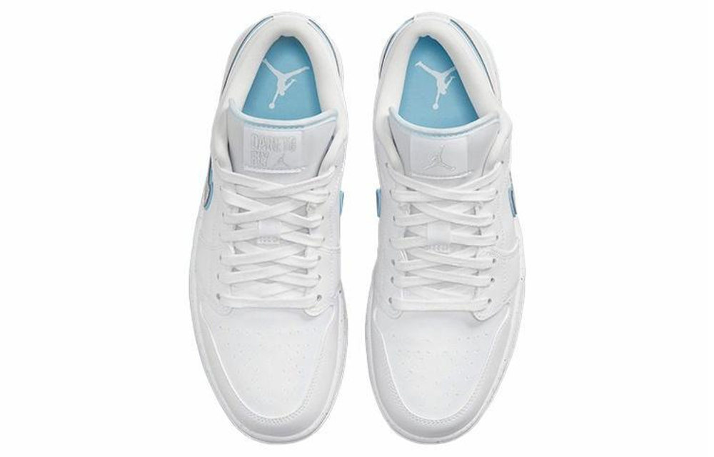 Кроссовки Jordan Air Jordan 1 Low Se "Dare To Fly" Swoosh (Женская размерная сетка)