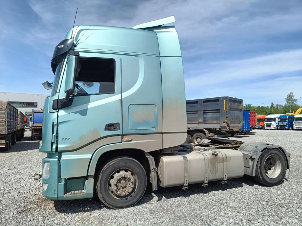 DongFeng DFH 4x2 Седельный тягач DFH4180 (Дизельный, 13,5 л, 518 л.с., АТ)