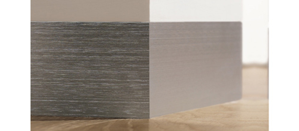 Алюминиевый плинтус Progress Profiles для стен из гипсокартона Flat 2000 мм