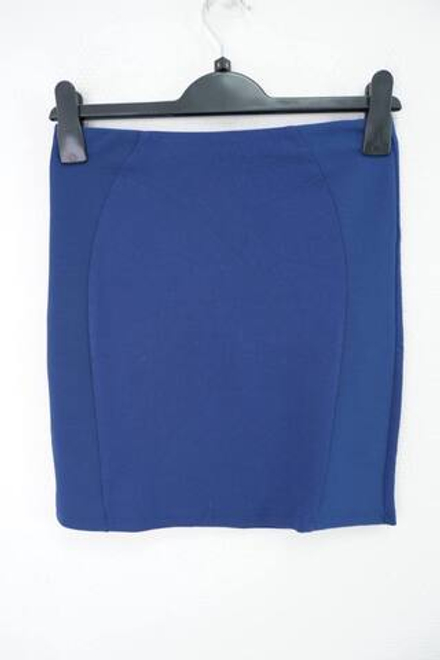 Юбка обтягивающего кроя 40 размер